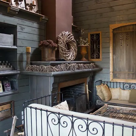 La Grange De Hilaire * Saint-Hilaire-sur-Helpe