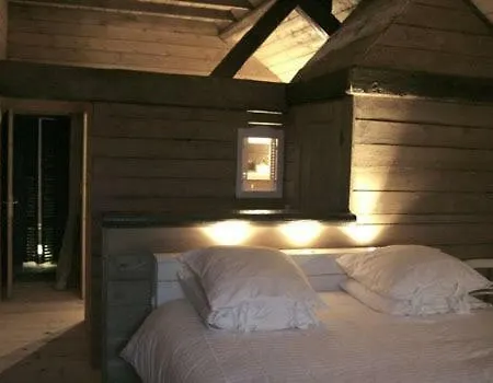 Bed and Breakfast La Grange De Hilaire